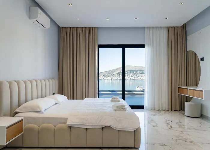 Day Lux Saranda