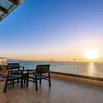 Day Lux Apartamento