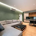 Day Lux Apartamento *