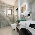 Day Lux Apartamento *