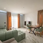 Day Lux Sarandë