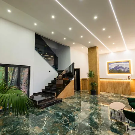 Day Lux Apartament Saranda