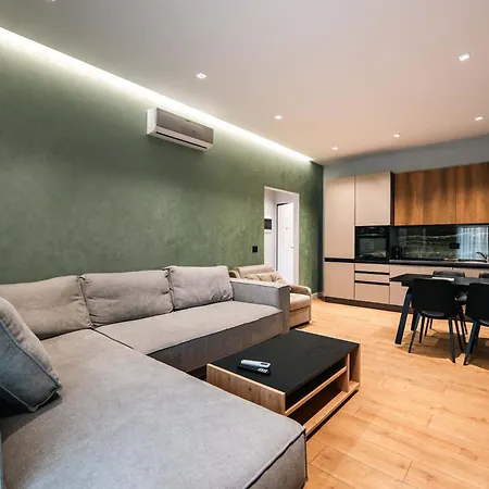 Day Lux Apartamento *