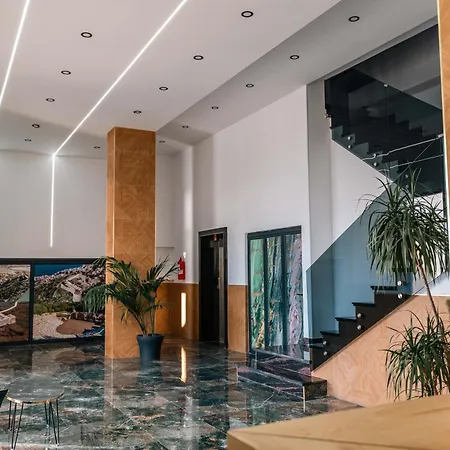 Day Lux Apartamento *