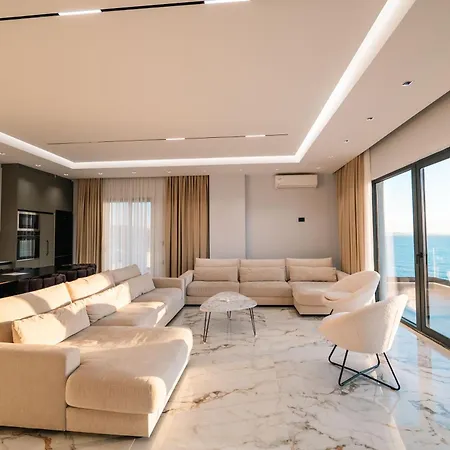 Day Lux * Sarandë