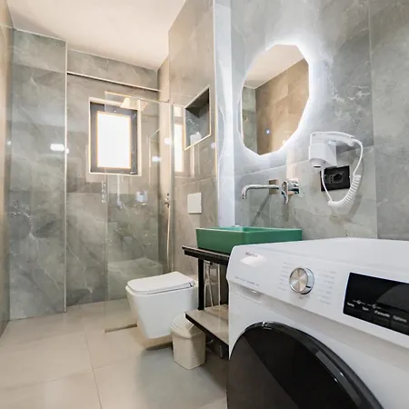 Day Lux Apartamento *