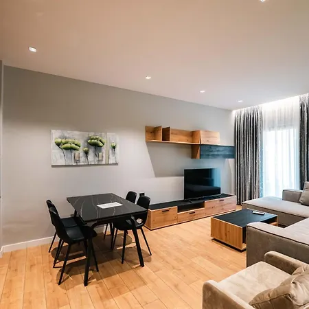 Day Lux Apartamento *