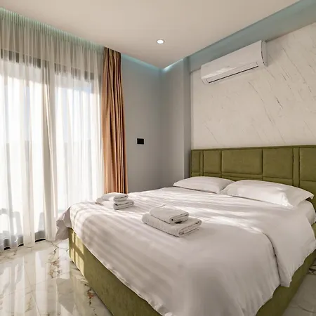 Day Lux Apartamento Sarandë