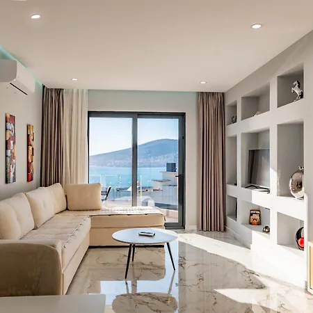 Day Lux Saranda
