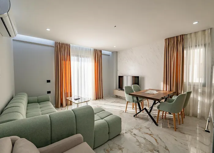 Day Lux Saranda